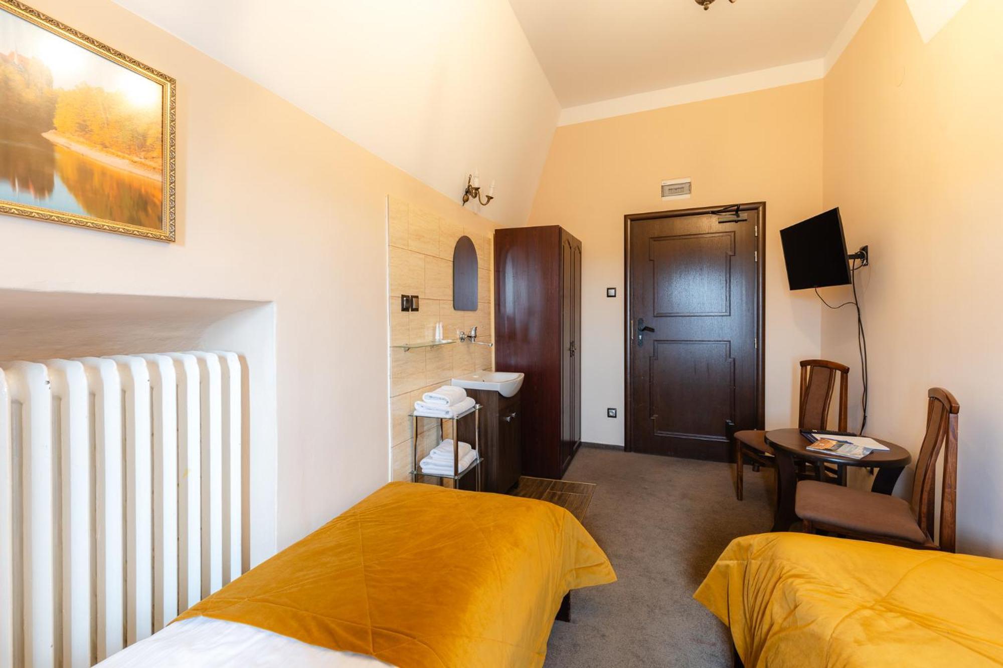 Zamek Czocha Aparthotel เลชนา ภายนอก รูปภาพ